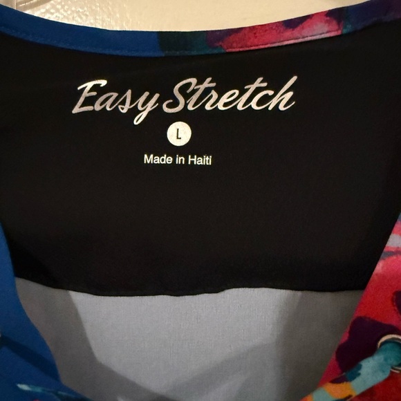 Easy Stretch Scrub Top - Picture 3 of 7
